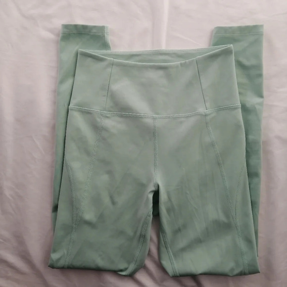 Girlfriend Collective Compressive High Rise  Leggings 28" in Mint Green Small - Picture 4 of 16